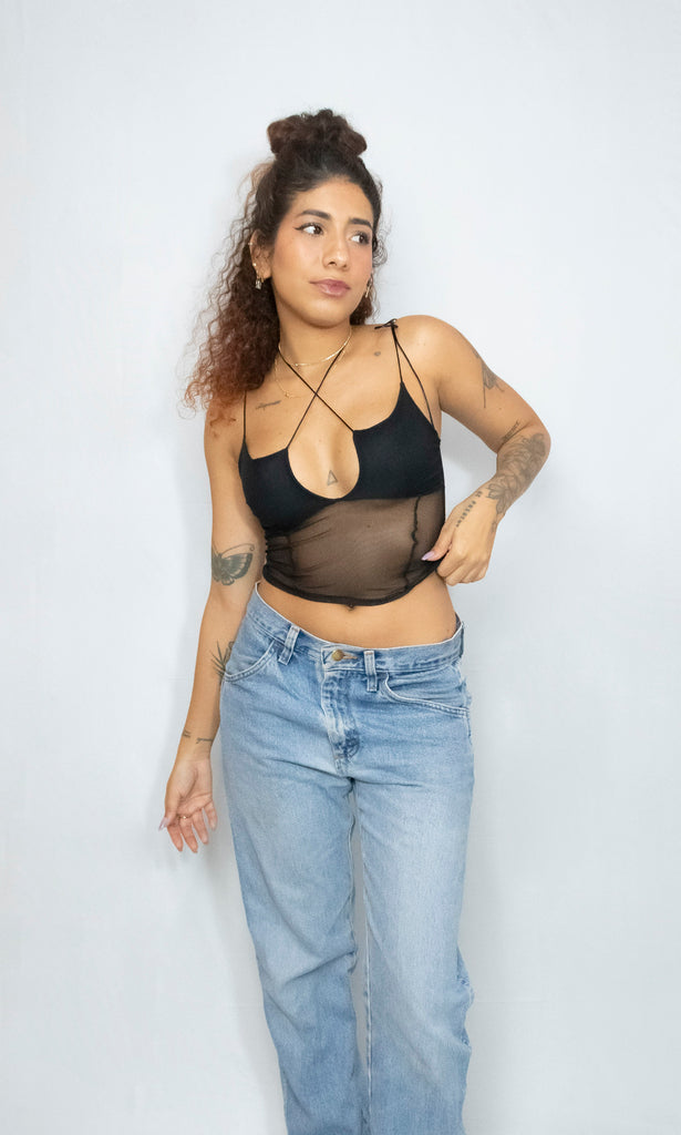 blusa nocturnal de tule sem luvas